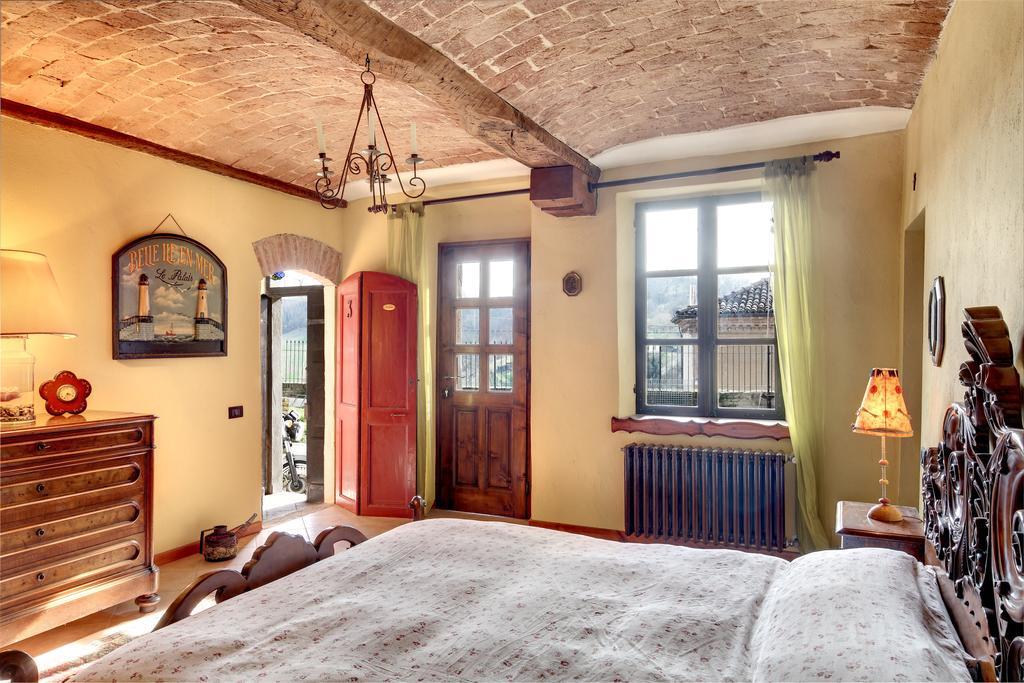 La Dolce Vite Apartman Tonco Szoba fotó